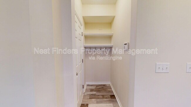 Foto del edificio - 65 Lone Eagle Way