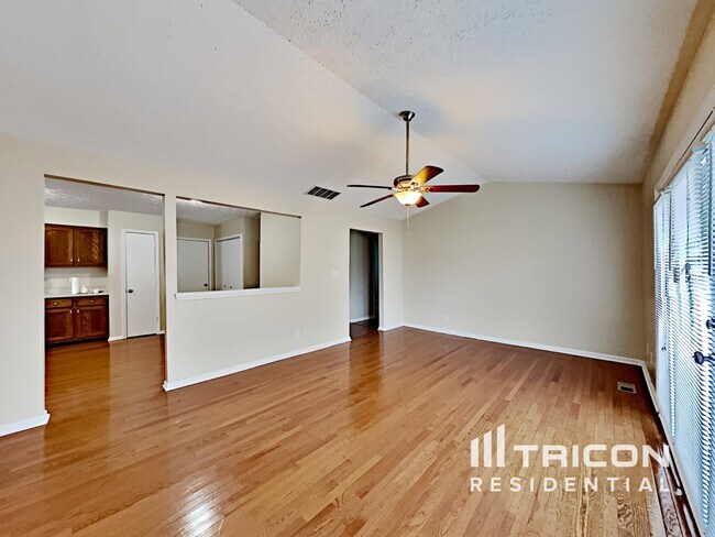 Foto del edificio - 6034 Buell Ln