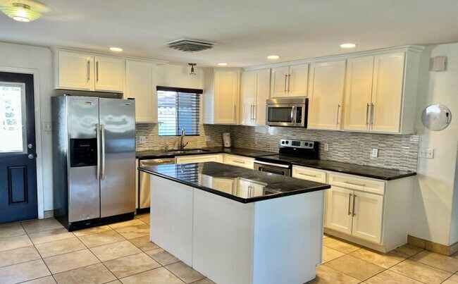 Foto del edificio - 4213 N Westview Dr