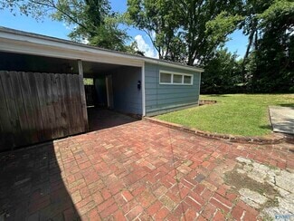 Building Photo - 2705 Whitesburg Dr