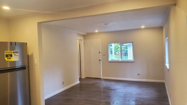 Foto del edificio - 3812 Valley Dr