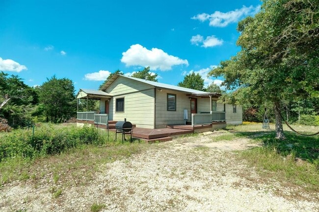 Foto del edificio - 1170 County Rd B