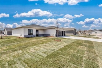 Building Photo - 5475 Brisk Bay St