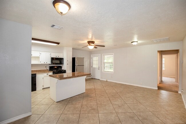 Building Photo - 9625 Catlett Ln