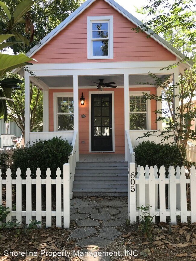 Foto del edificio - 2 br, 1 bath House - 605 Cottage Square Lane
