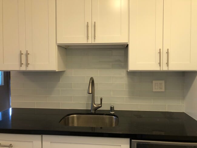 Foto del edificio - 446 Webster St