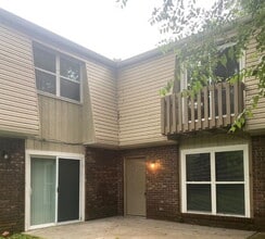 Building Photo - 9120 Woodpark Ln NW