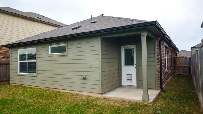 Building Photo - Cozy 3/2 in Cotton Brook Subdivision