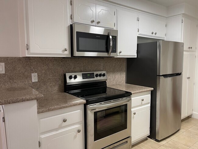 Foto del edificio - 11744 Darlington Ave