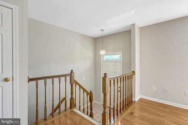 Foto del edificio - 4234 Fox Lake Dr