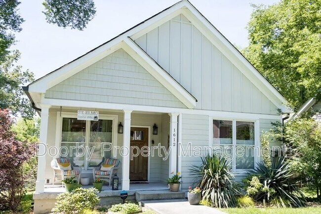 Foto del edificio - 1612 West 55th St