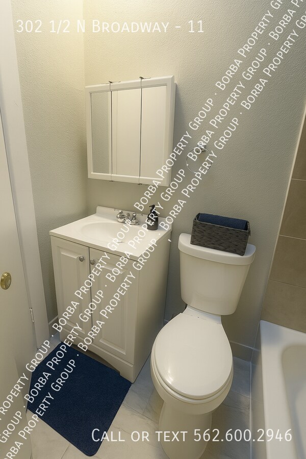 Foto del edificio - 302 1/2 N Broadway-11