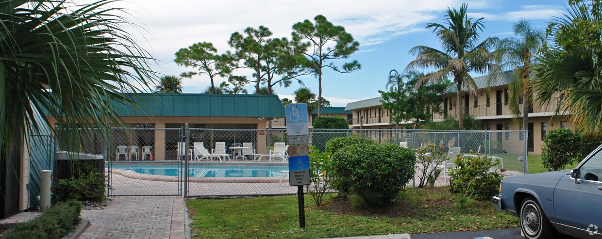 Foto del edificio - Sierra Apartments
