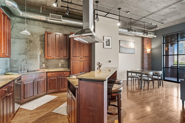 Foto del edificio - 505 Bastrop St