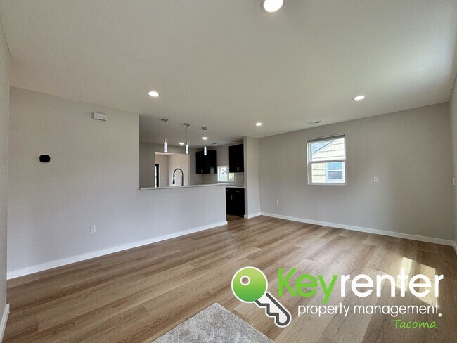 Building Photo - Freshly Remodeled Tacoma Gem with Smart Fe...