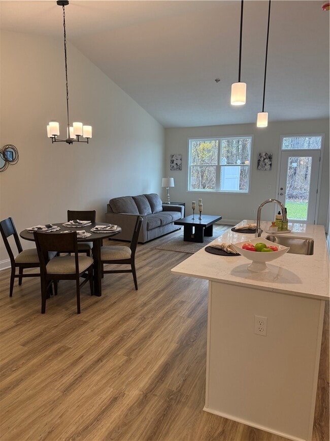 Building Photo - 6217 Blossom Ridge Cir
