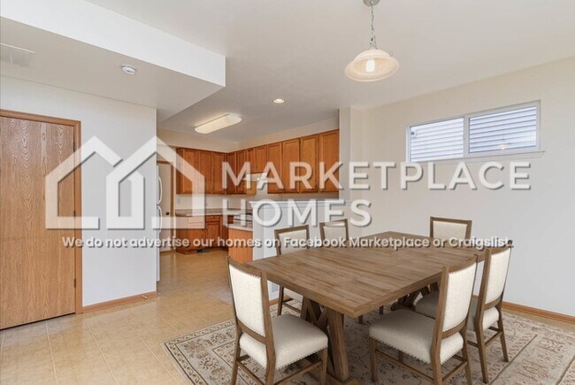 Foto del edificio - 1794 S Mark Ln