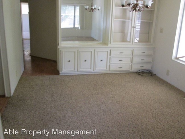 Building Photo - 25 Jones St