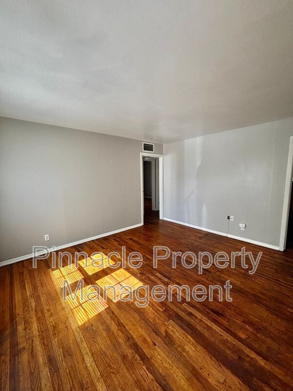 Foto del edificio - 212 S Fillmore St