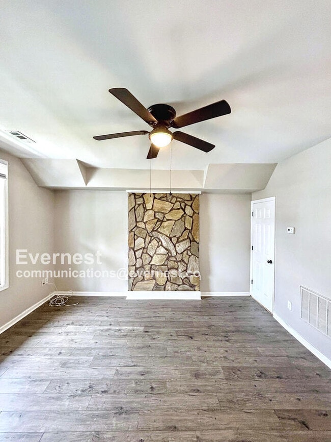 Building Photo - 3405 S St