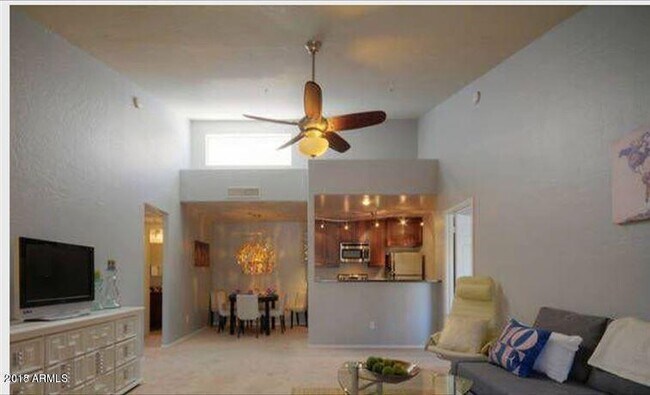 Foto del edificio - 14145 N 92nd St