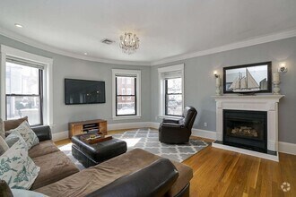 Building Photo - 278 K St