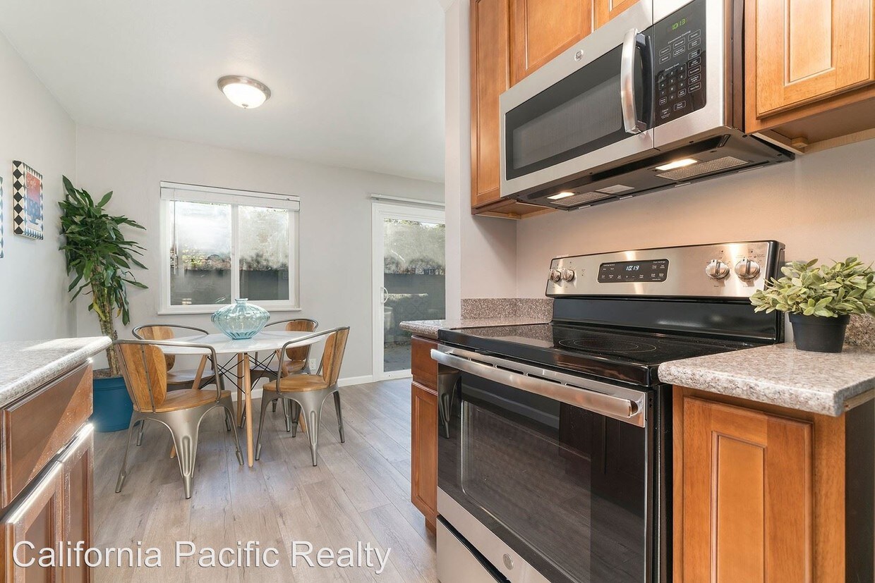 Foto principal - 6108 Hilton St