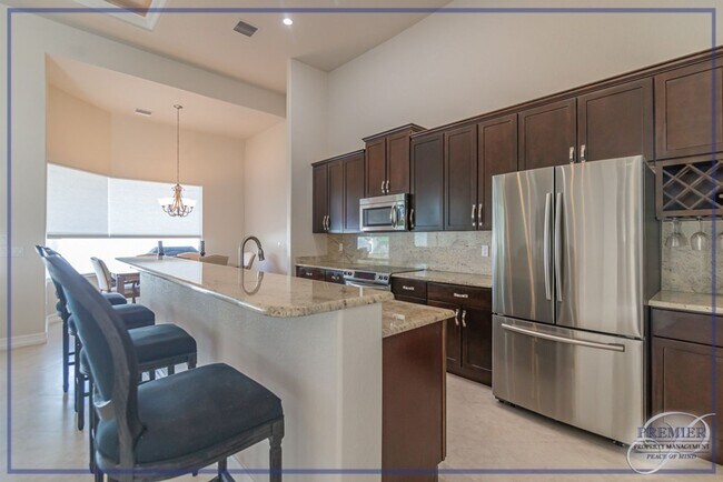 Foto del edificio - ***ANNUAL LEASE ONLY***PALM RIVER ESTATES***FULLY RENOVATED POOL HOME***NO HOA***SMALL PETS APPRO...