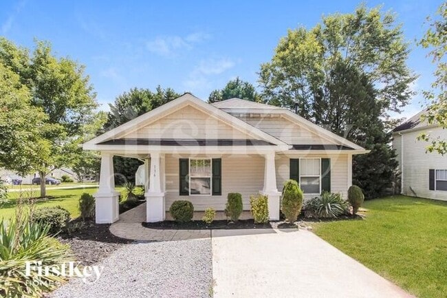 Building Photo - 136 Peterborough Dr