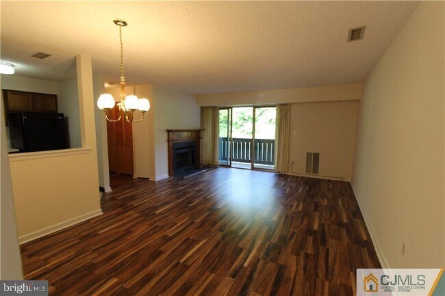 Building Photo - 1103 Aspen Dr