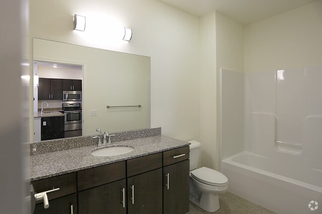 Interior Photo - 5 Corners