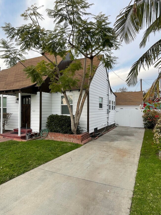 MAIN DRIVEWAY - 4861 W 96th St