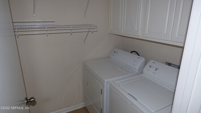 Foto del edificio - 5306 Brighton Park Ln