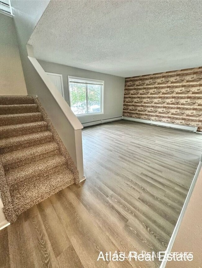 Building Photo - 4635 N Carefree Cir