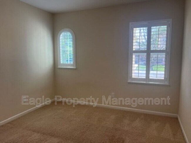 Building Photo - 9820 Allen Ranch Way