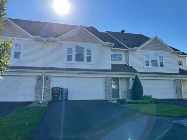 Foto principal - 5004 Fountain Lane N
