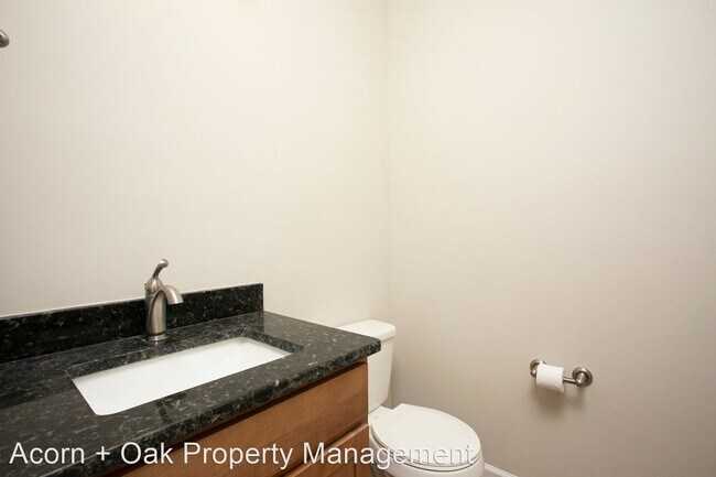 Building Photo - 4 br, 2.5 bath House - 2601 Ashe St.