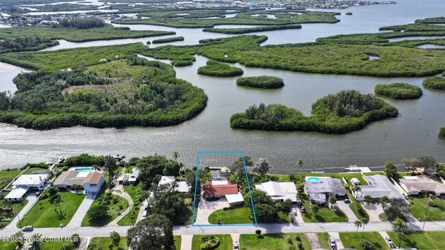 Building Photo - 778 Nassau Rd