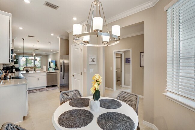 Building Photo - 11790 Venetian Lagoon Dr