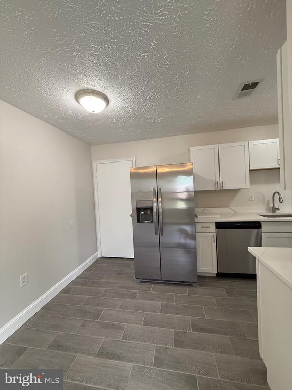 Foto del edificio - 3295 Jesmond Ct