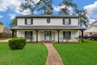 Building Photo - 15814 Winding Moss Dr