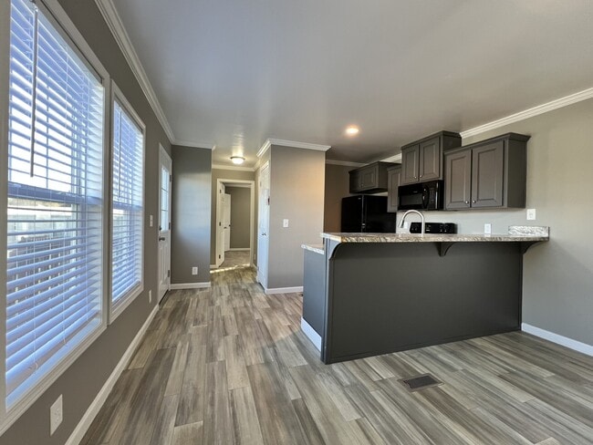 Foto del edificio - 85 W Sourwood Dr