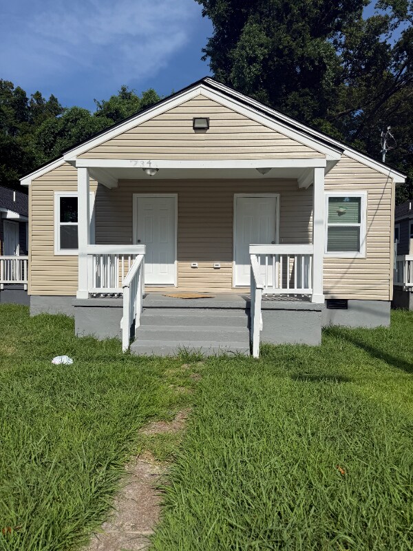 Foto principal - 736 N Montgomery St