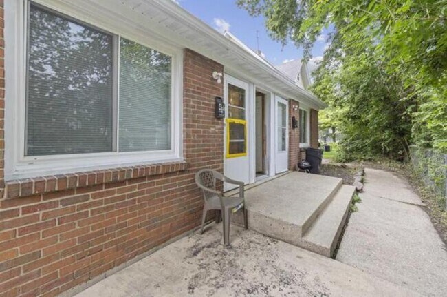 Foto del edificio - 1110 17th Ave