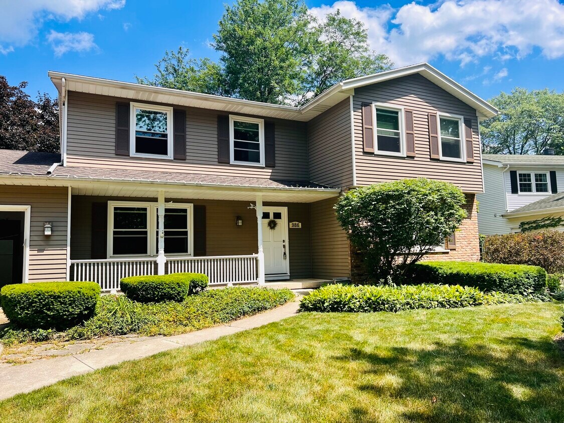 986 Rossmere Ct, Naperville, IL 60540 House Rental in Naperville, IL