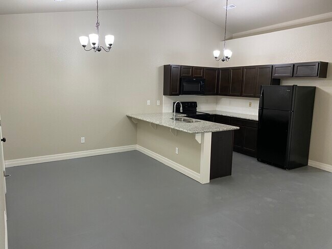 Foto del edificio - 2822 E 45th Ct N