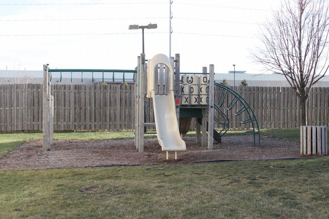 Playground - Stoneridge Apartments