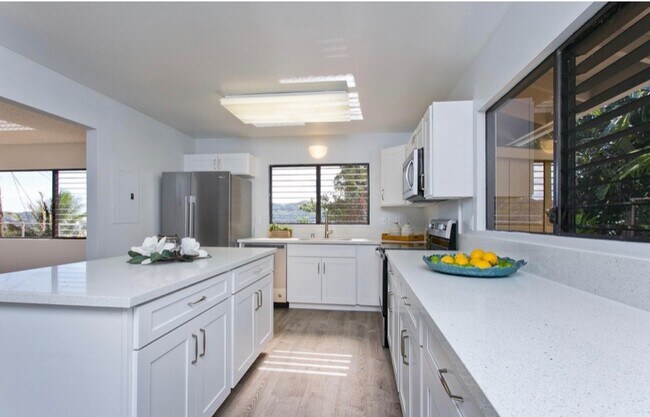 Foto del edificio - 45-577-577 Keaahala Rd