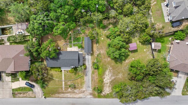 Building Photo - 404 Fife Dr