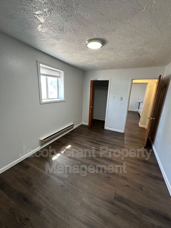 Building Photo - 10844 N Yellowstone Hwy